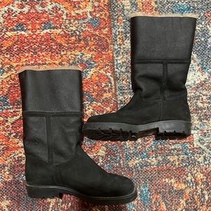 La Canadienne size 6 Fur Lined boots